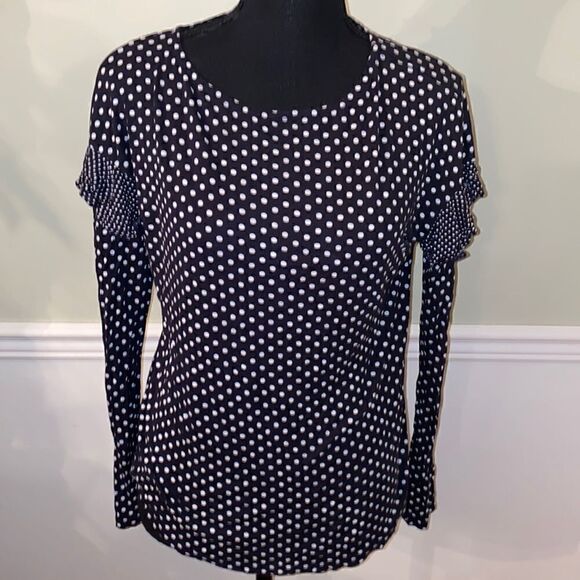 Medium H&M top    - Picture 1 of 6